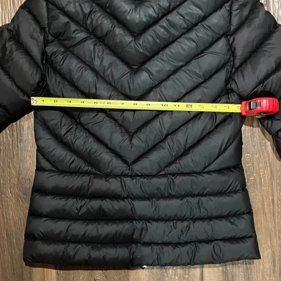 Women's Black Puffer down Jacket SUPER FLATTERING!!! - Picture 7 of 7